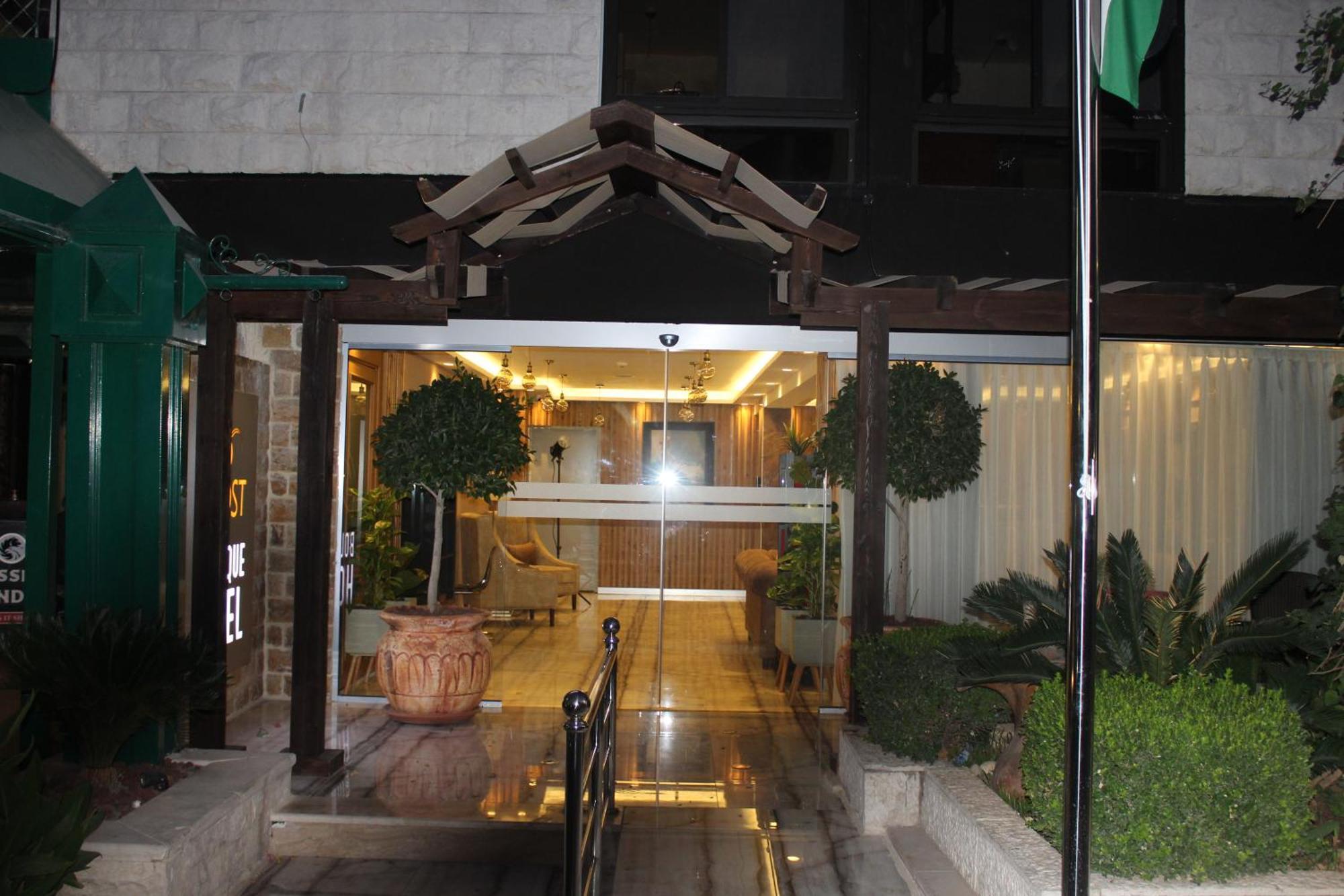 Post Hotel Amã Exterior foto